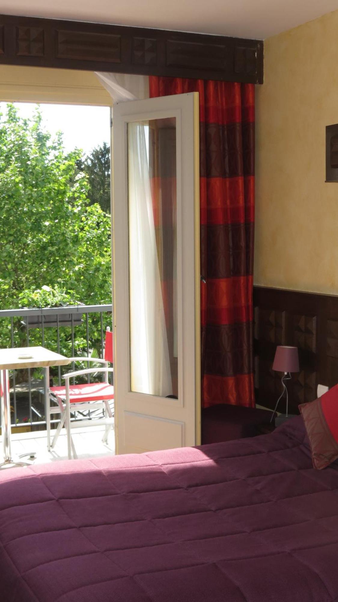 Logis Hotel Restaurant Chez Nous Sainte-Croix  Δωμάτιο φωτογραφία