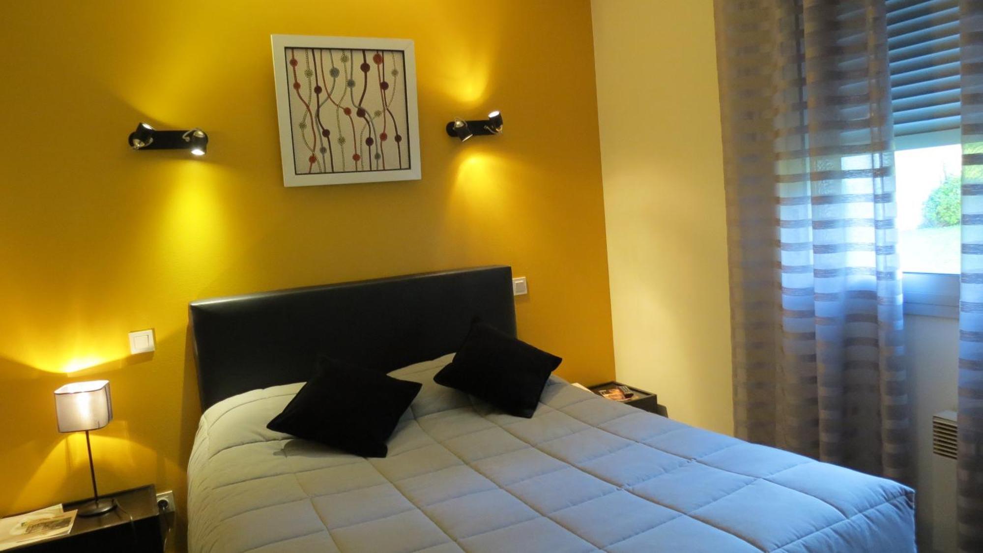 Logis Hotel Restaurant Chez Nous Sainte-Croix  Δωμάτιο φωτογραφία