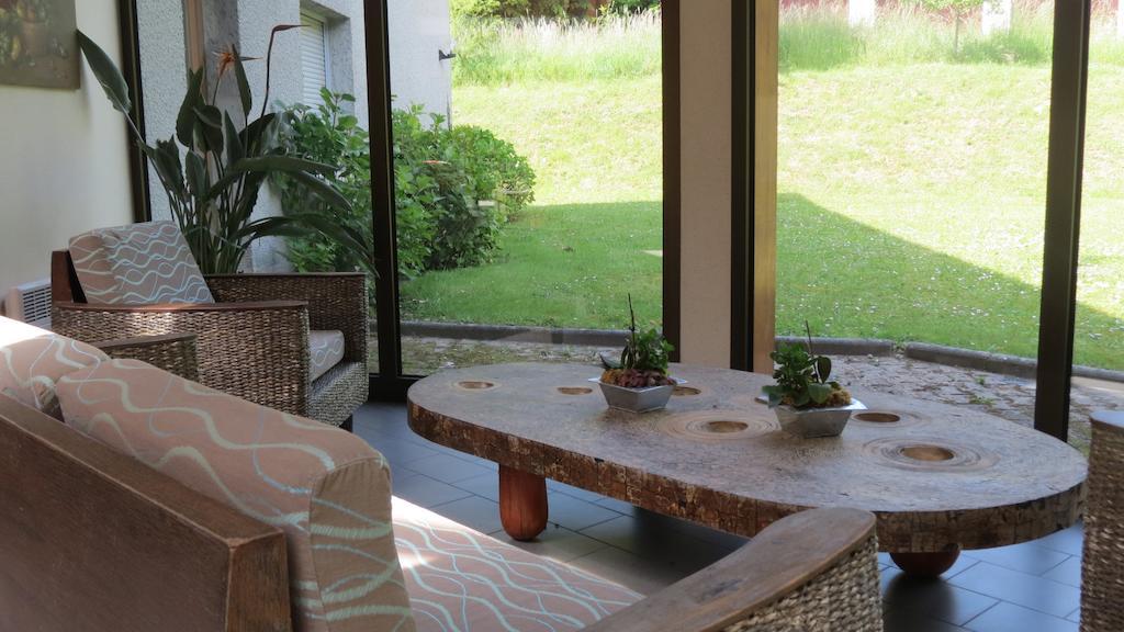 Logis Hotel Restaurant Chez Nous Sainte-Croix  Εξωτερικό φωτογραφία